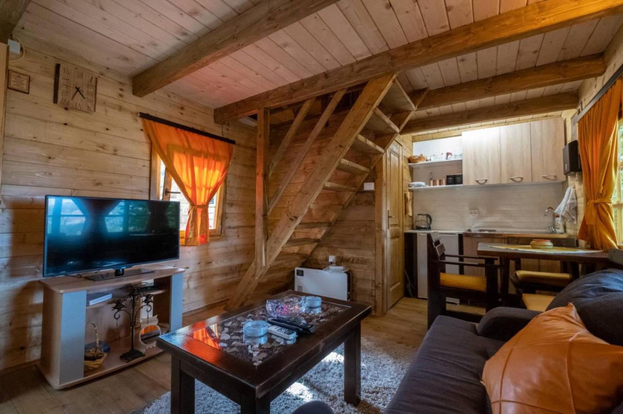 Brvnara Fairy Tale Villa Cetinje Bagian luar foto