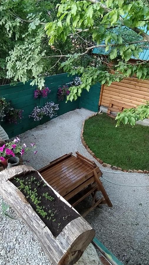 Brvnara Fairy Tale Villa Cetinje Bagian luar foto