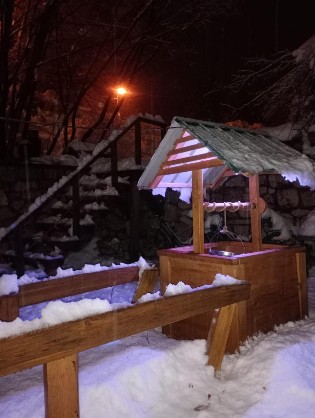 Brvnara Fairy Tale Villa Cetinje Bagian luar foto