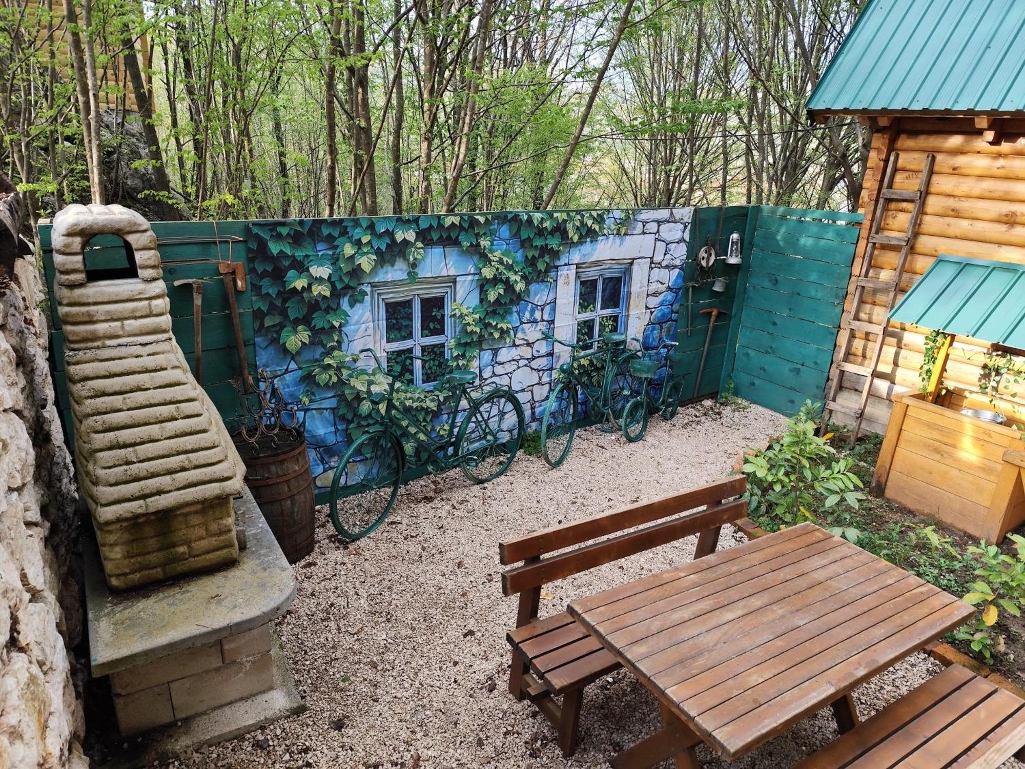 Brvnara Fairy Tale Villa Cetinje Bagian luar foto