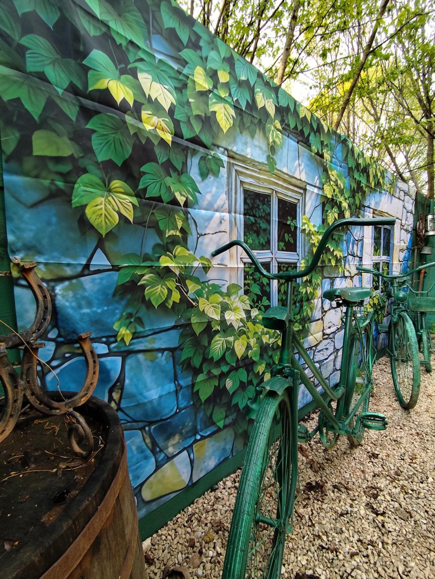 Brvnara Fairy Tale Villa Cetinje Bagian luar foto